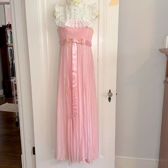 Vintage 60s/70s High Neck White Lace Pink Chiffon Pleated Prom Dress - Picture 1 of 9